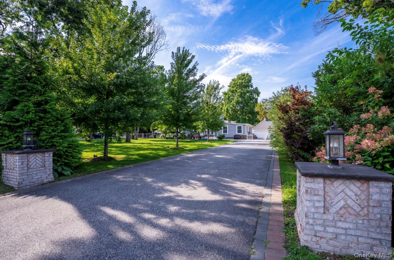 85 Cocoanut Street – For Sale photo 2