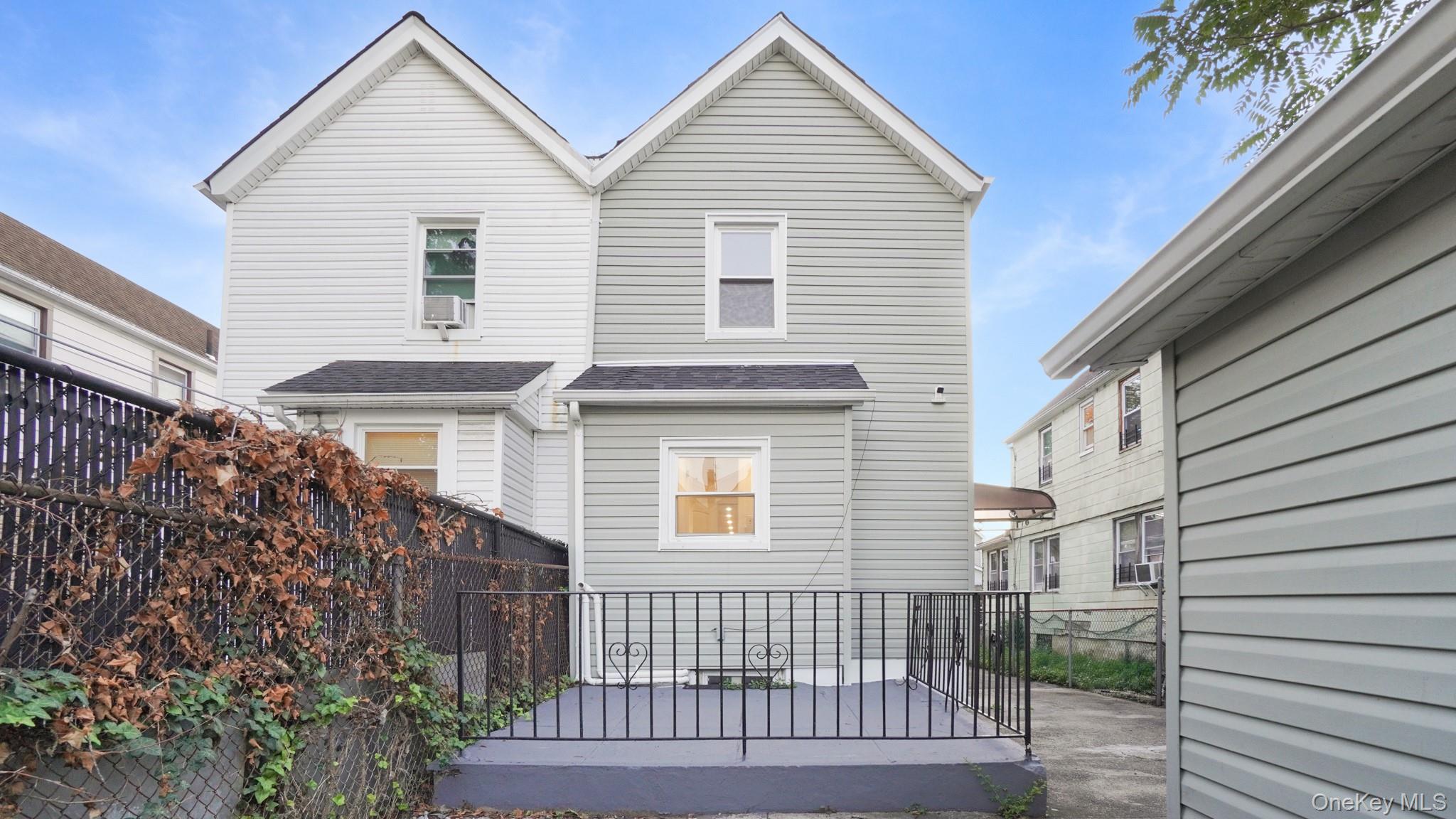 117-21 201st Place – For Sale photo 3