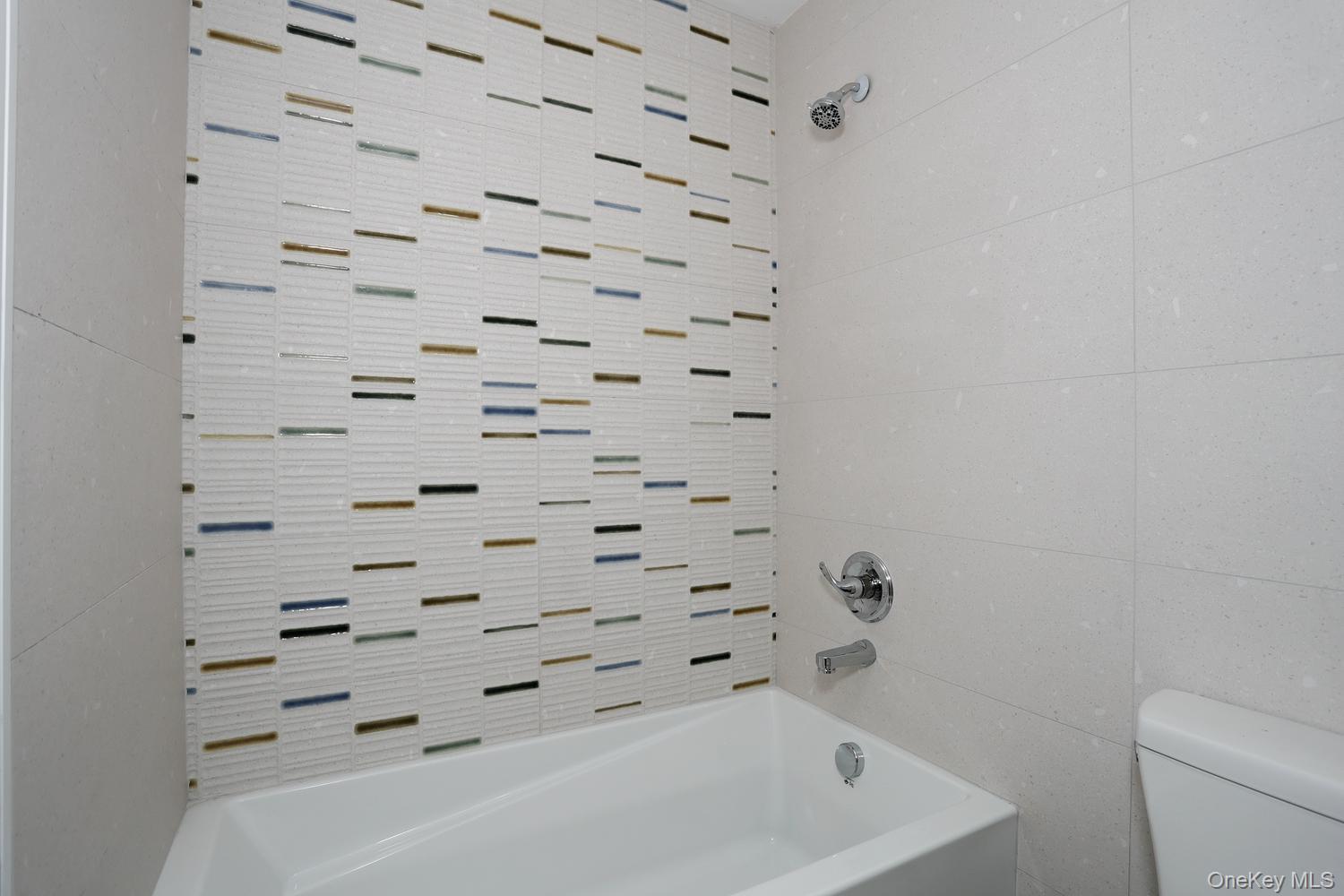 38 Singer Avenue – For Sale photo 16