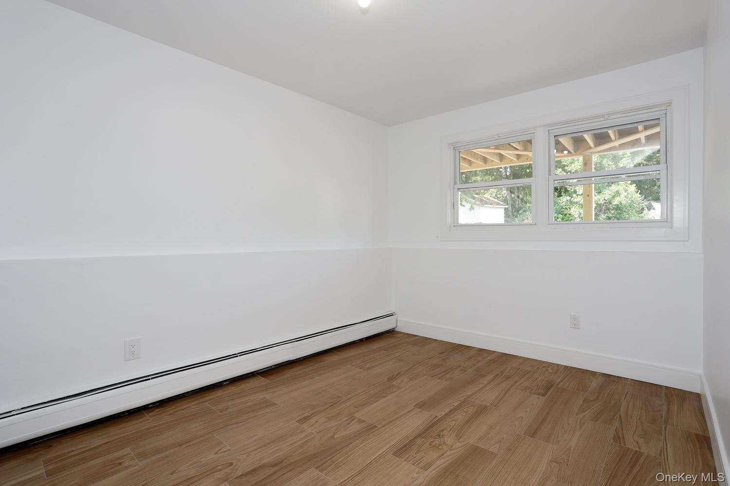 38 Singer Avenue – For Sale photo 28