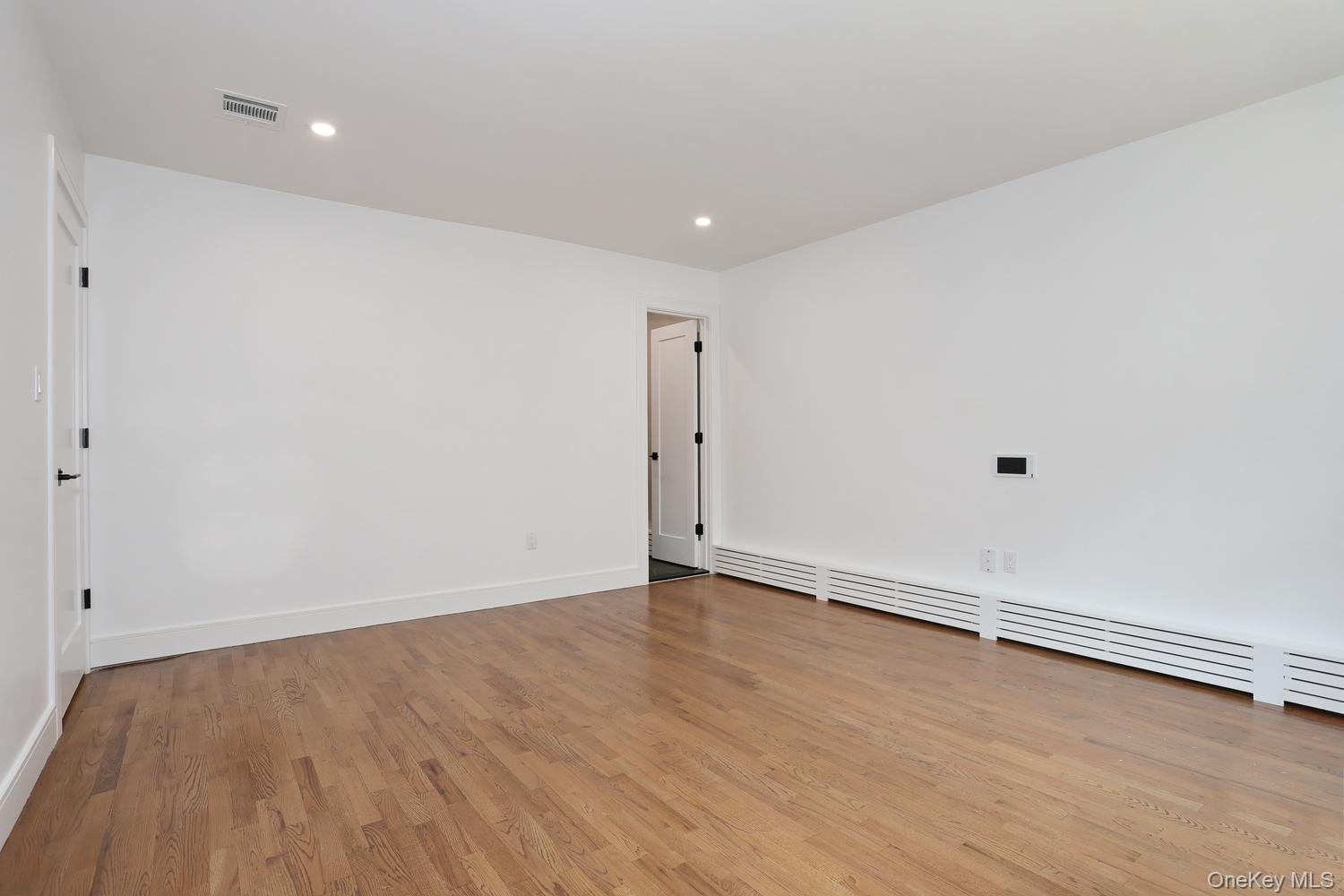 38 Singer Avenue – For Sale photo 21