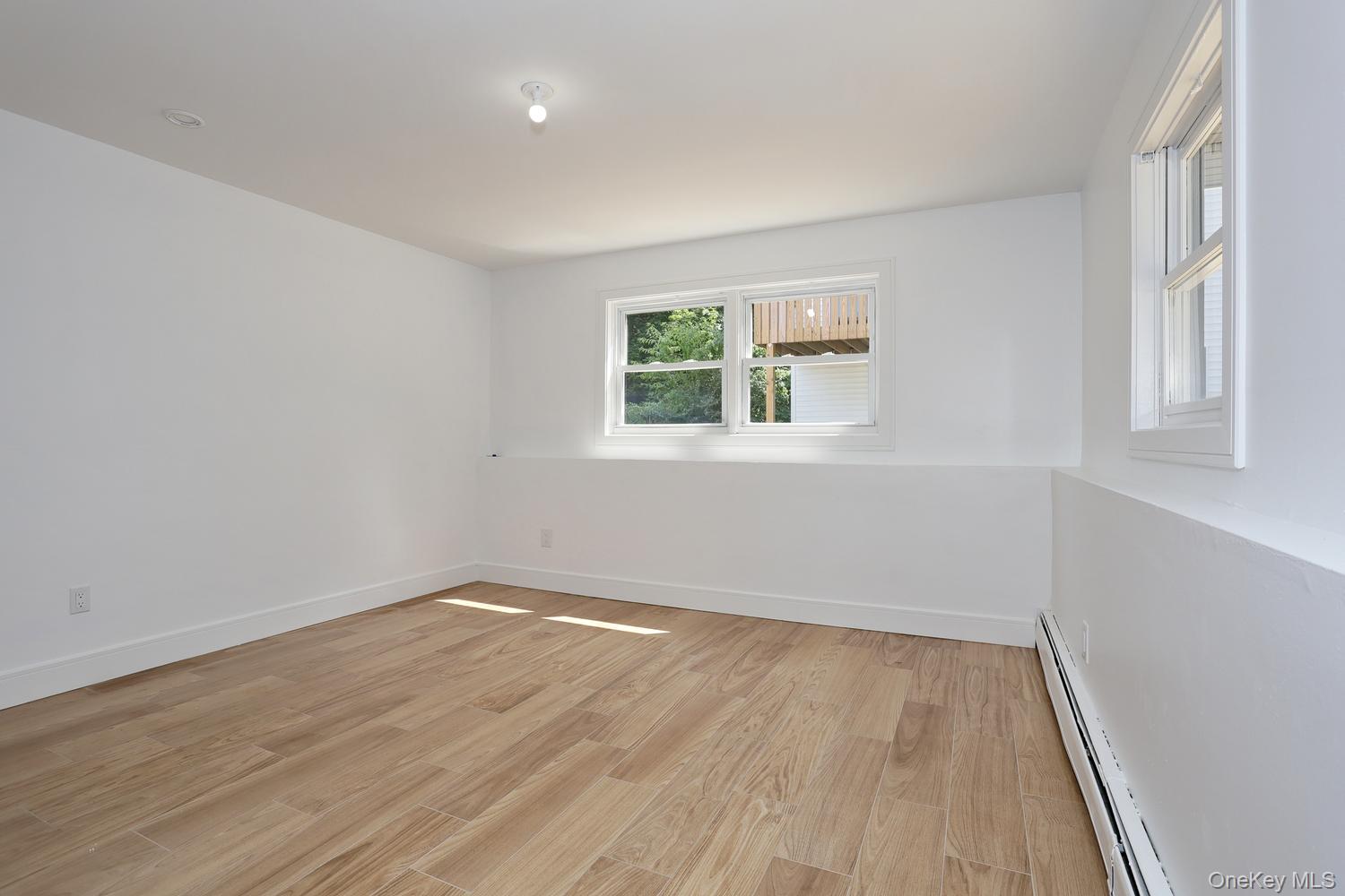38 Singer Avenue – For Sale photo 36