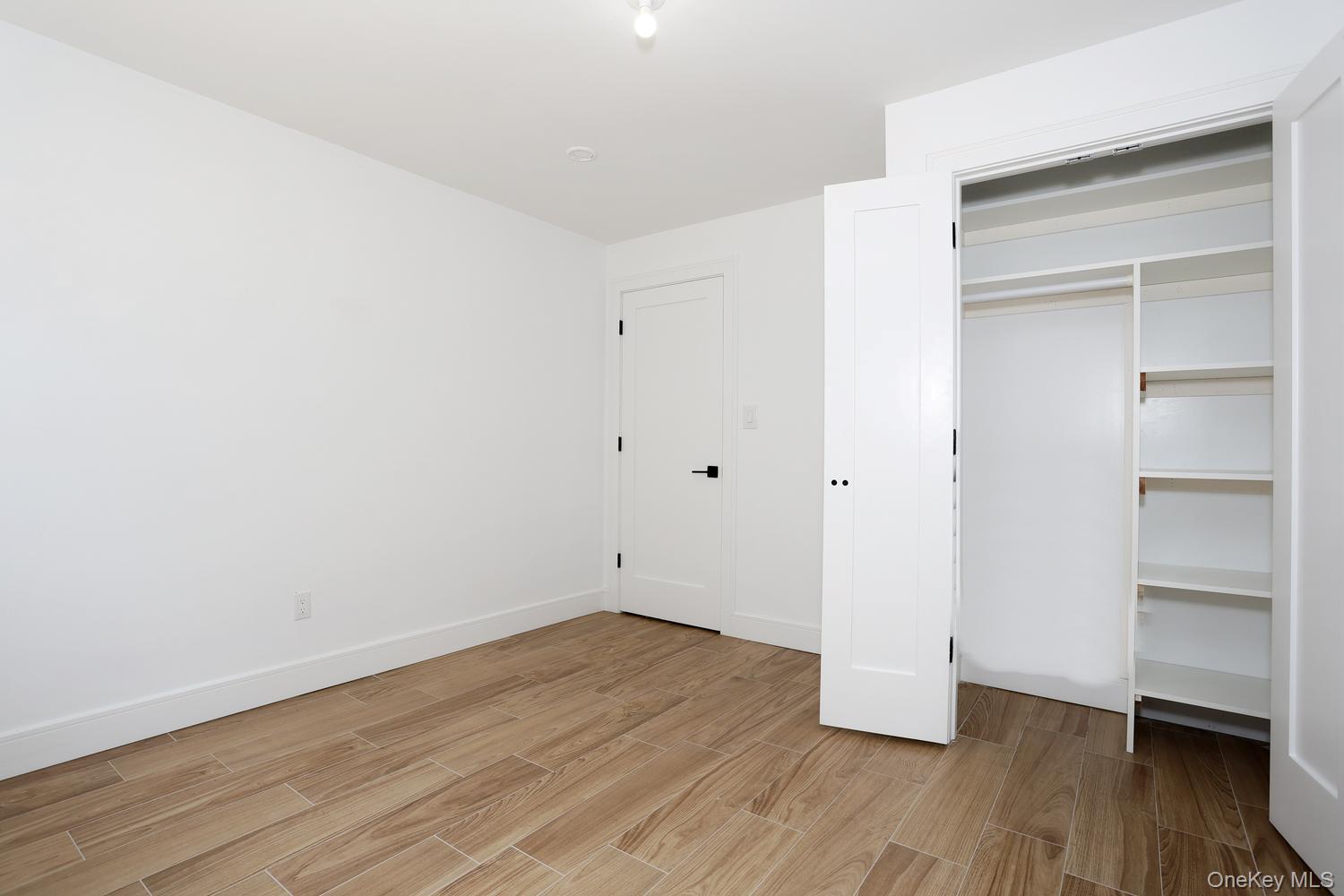 38 Singer Avenue – For Sale photo 34