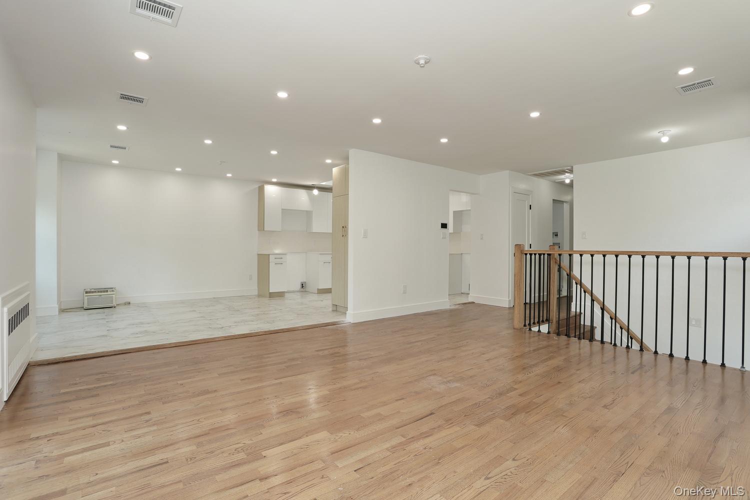 38 Singer Avenue – For Sale photo 10