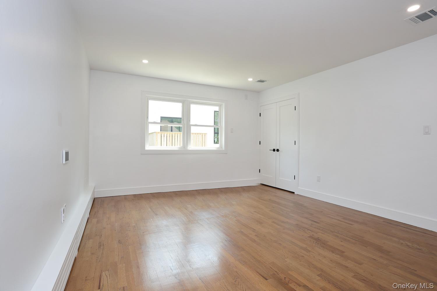 38 Singer Avenue – For Sale photo 22