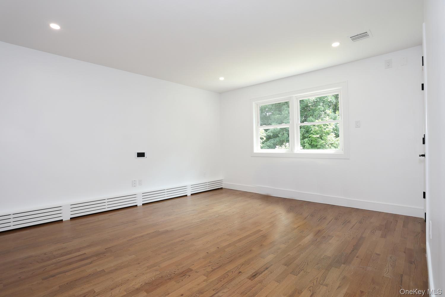 38 Singer Avenue – For Sale photo 20