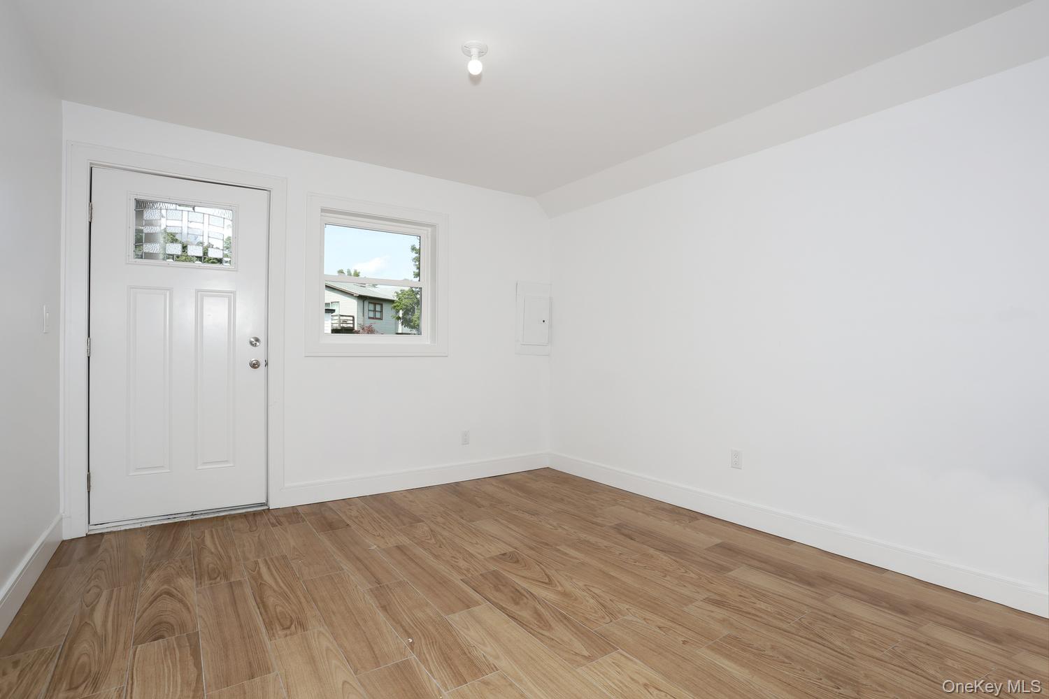 38 Singer Avenue – For Sale photo 30