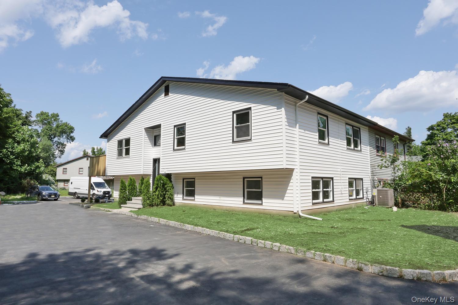 38 Singer Avenue – For Sale photo 39