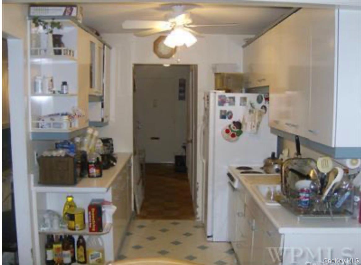 114 Round Hill Road – For Sale photo 6