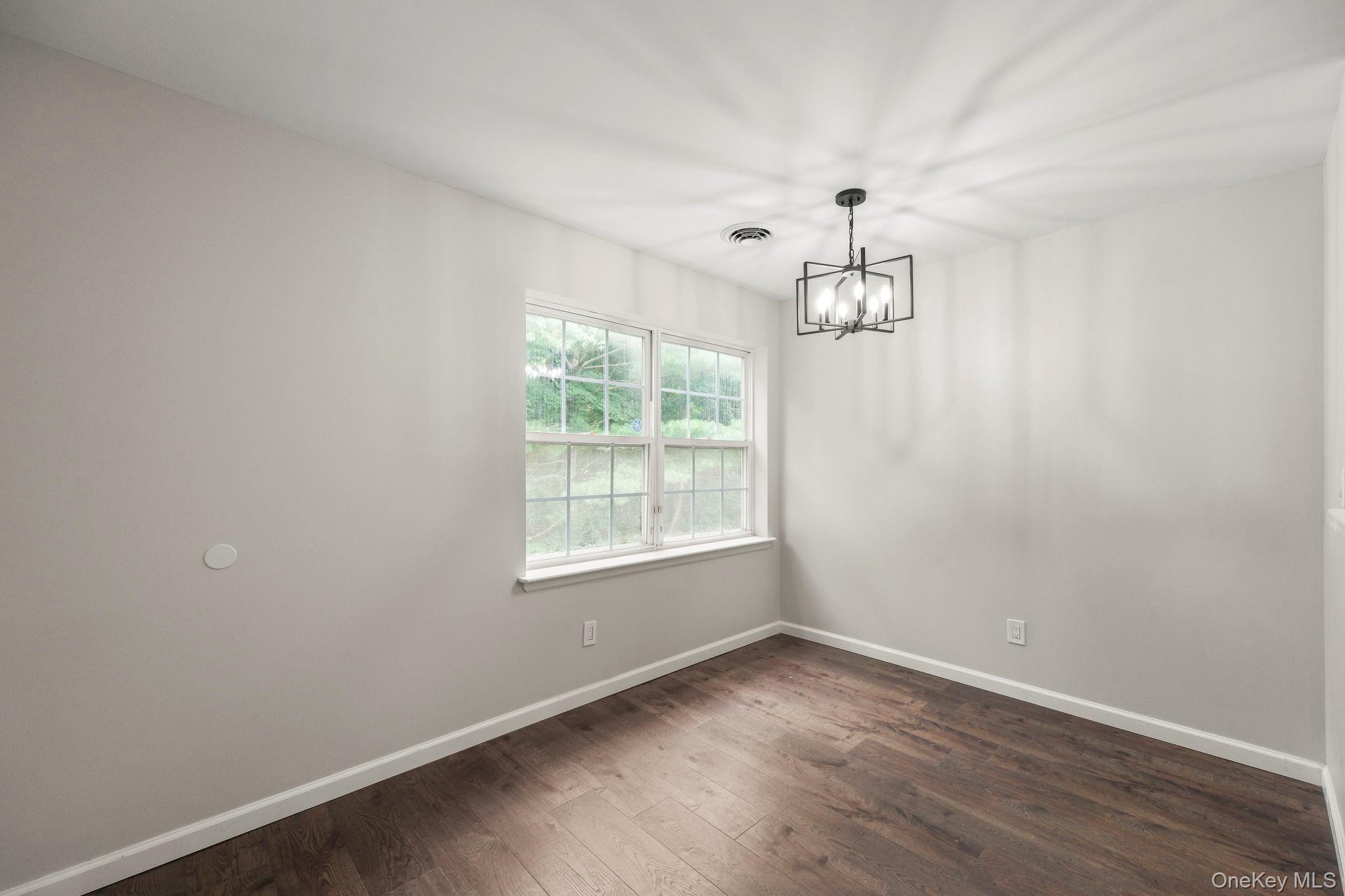 308 Magnolia Court – For Sale photo 8
