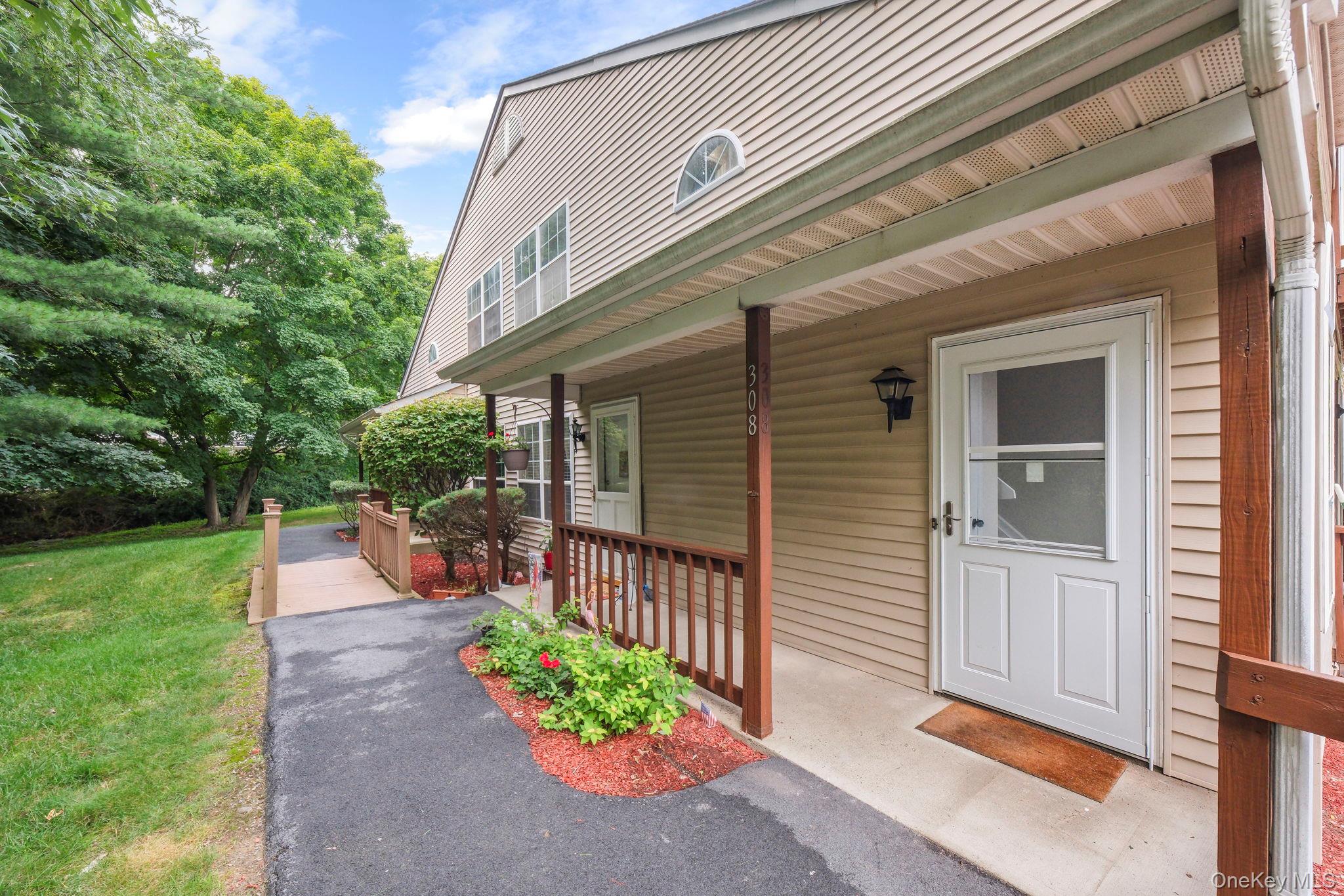 308 Magnolia Court – For Sale