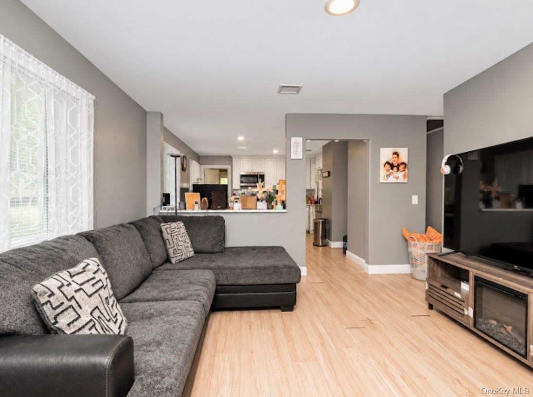 69 Mastic Boulevard – For Sale photo 8