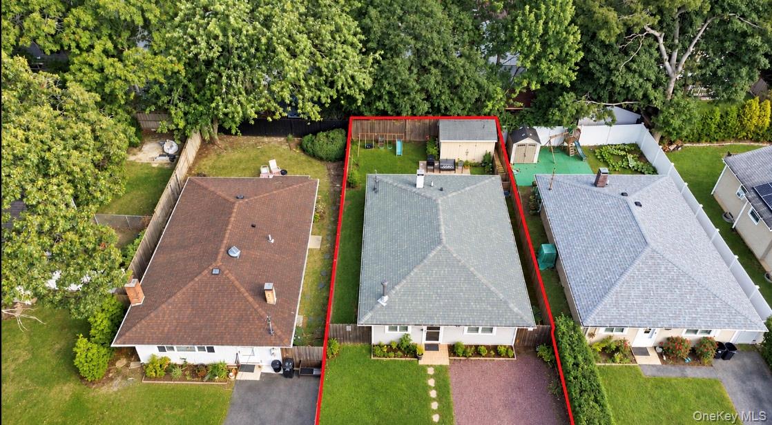 69 Mastic Boulevard – For Sale