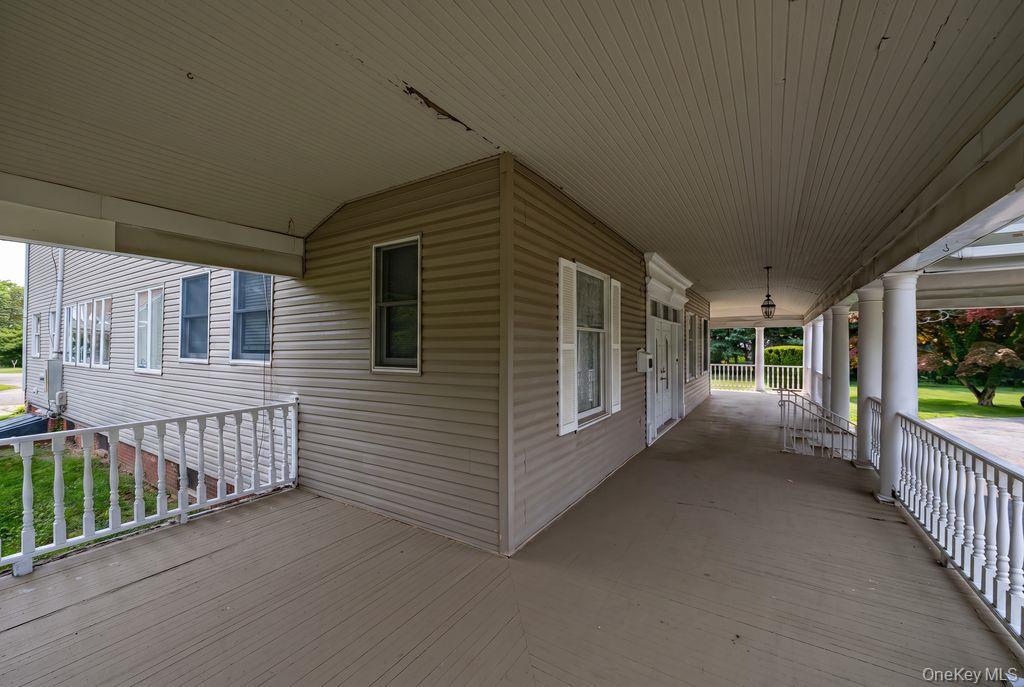 45 S Penataquit Avenue – For Sale photo 5