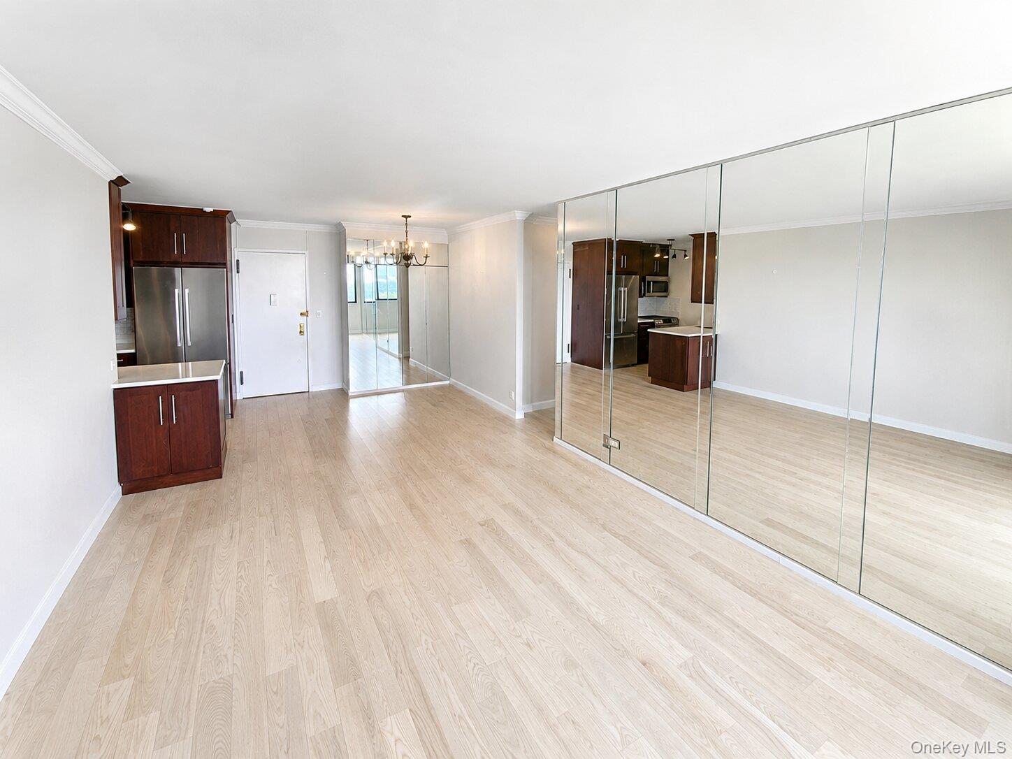 26910 Grand Central Parkway, Unit 31P photo 3
