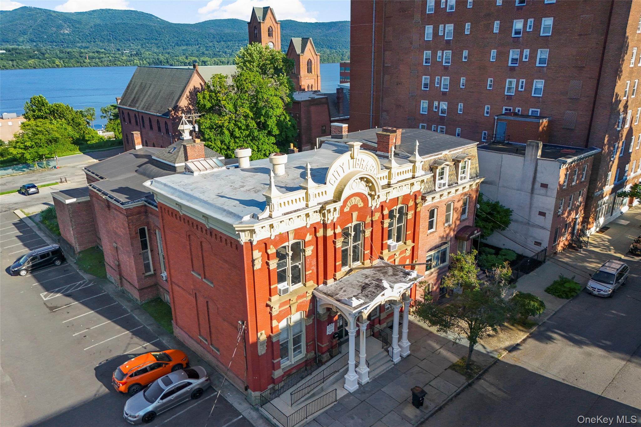 98 Grand Street – For Sale photo 2