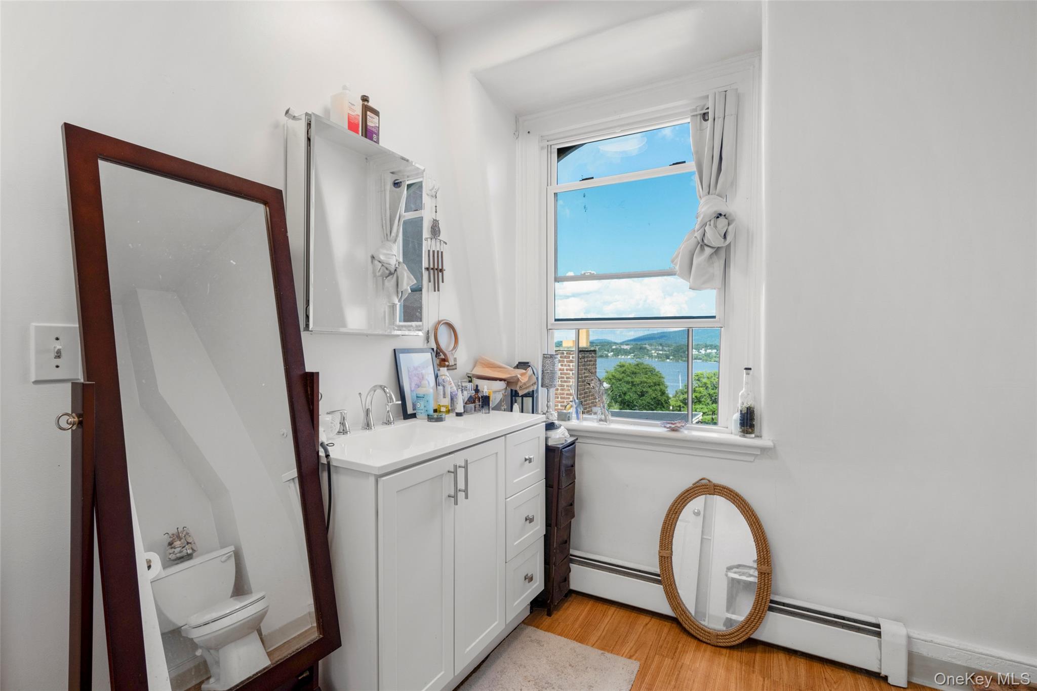 98 Grand Street – For Sale photo 33