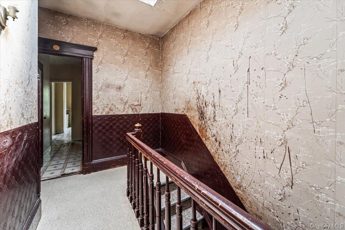 54-18 Nurge Avenue – For Sale photo 11