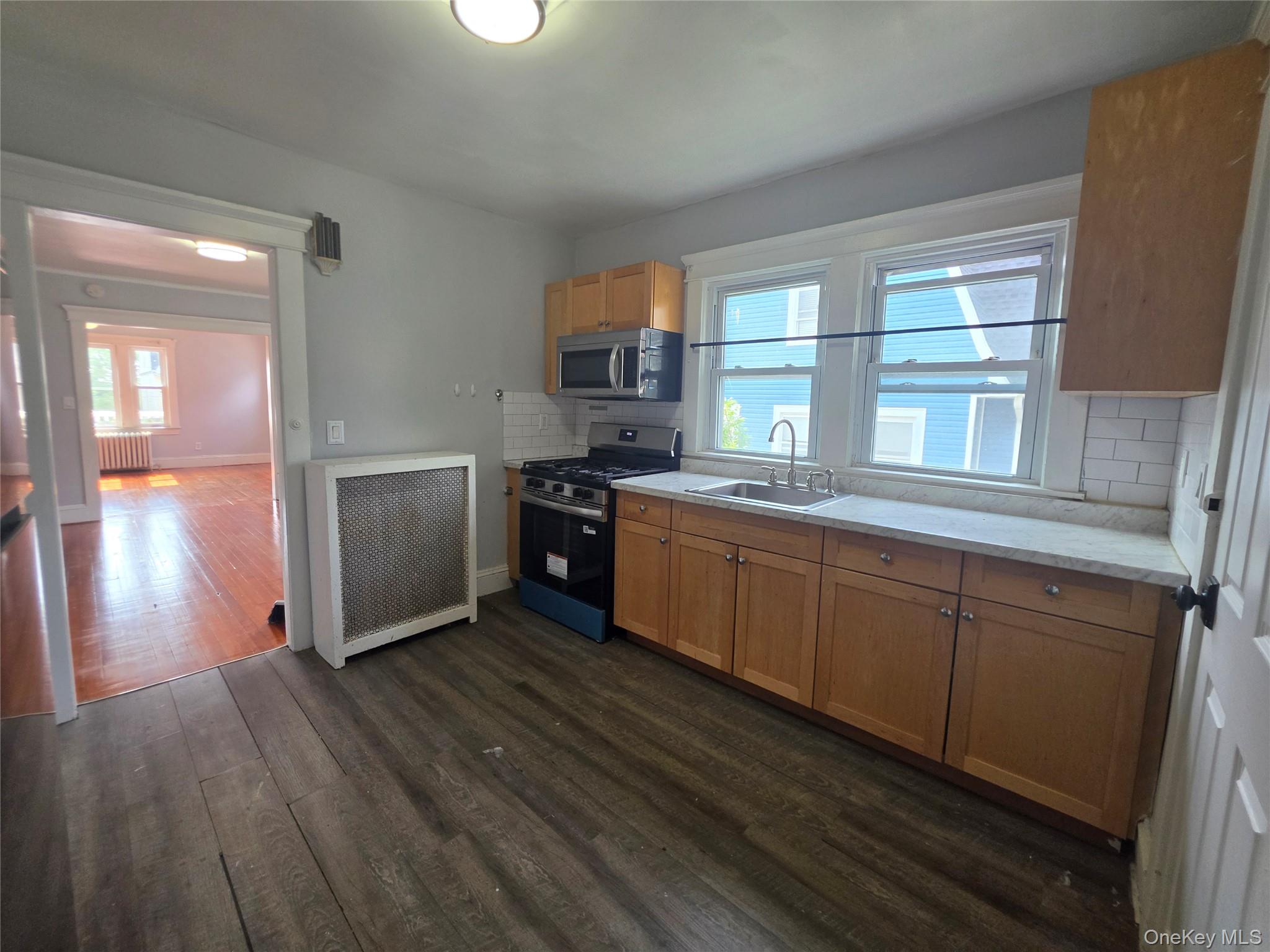 81 Waring Place, Unit Unit #2 photo 11