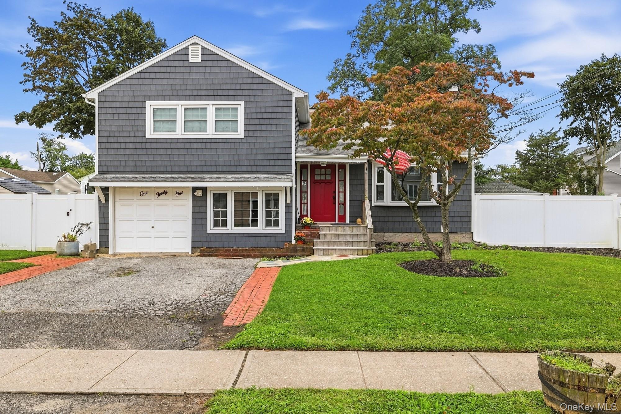 131 Fir Street – For Sale