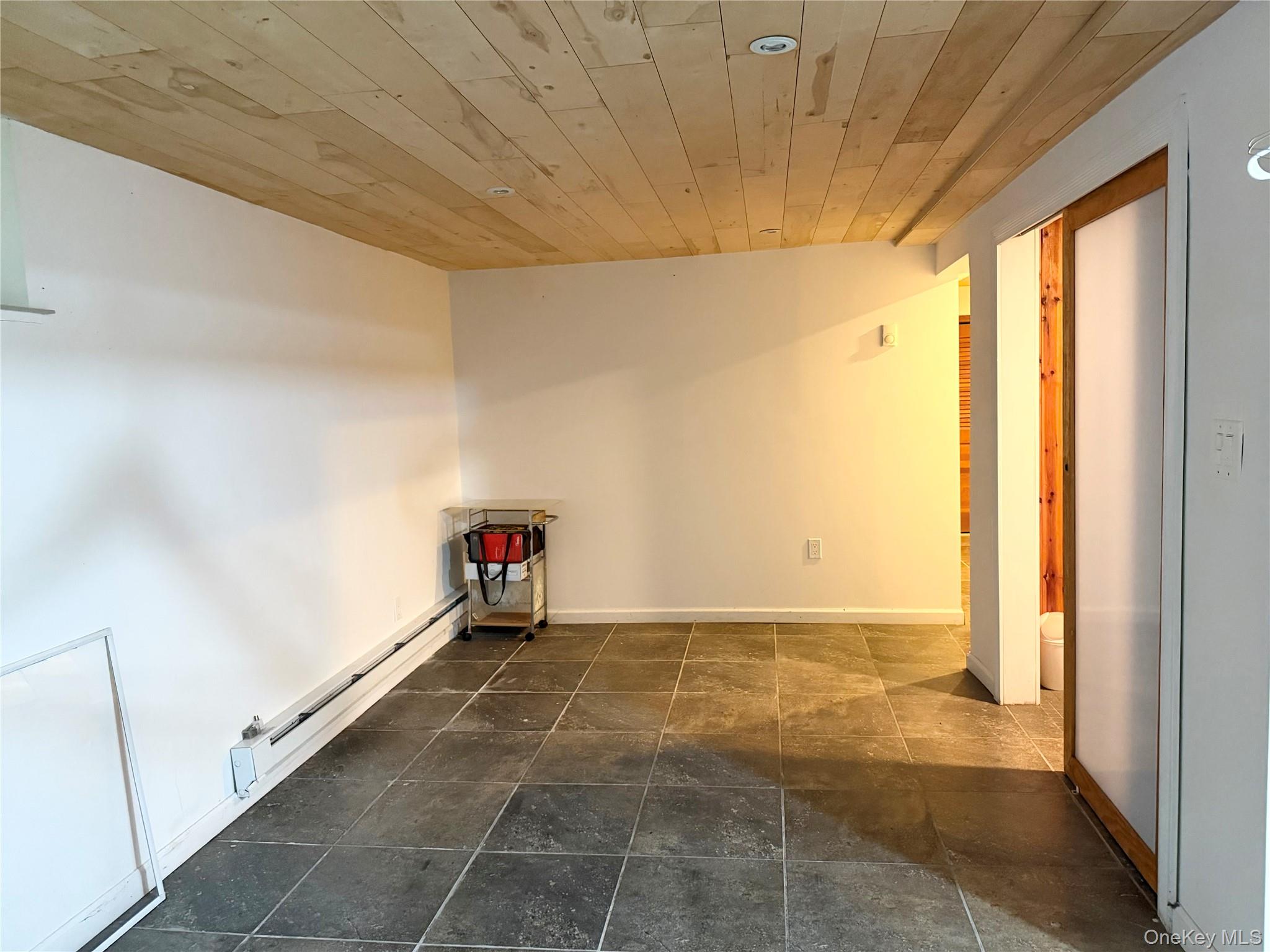 8615 88th Avenue – For Sale photo 20