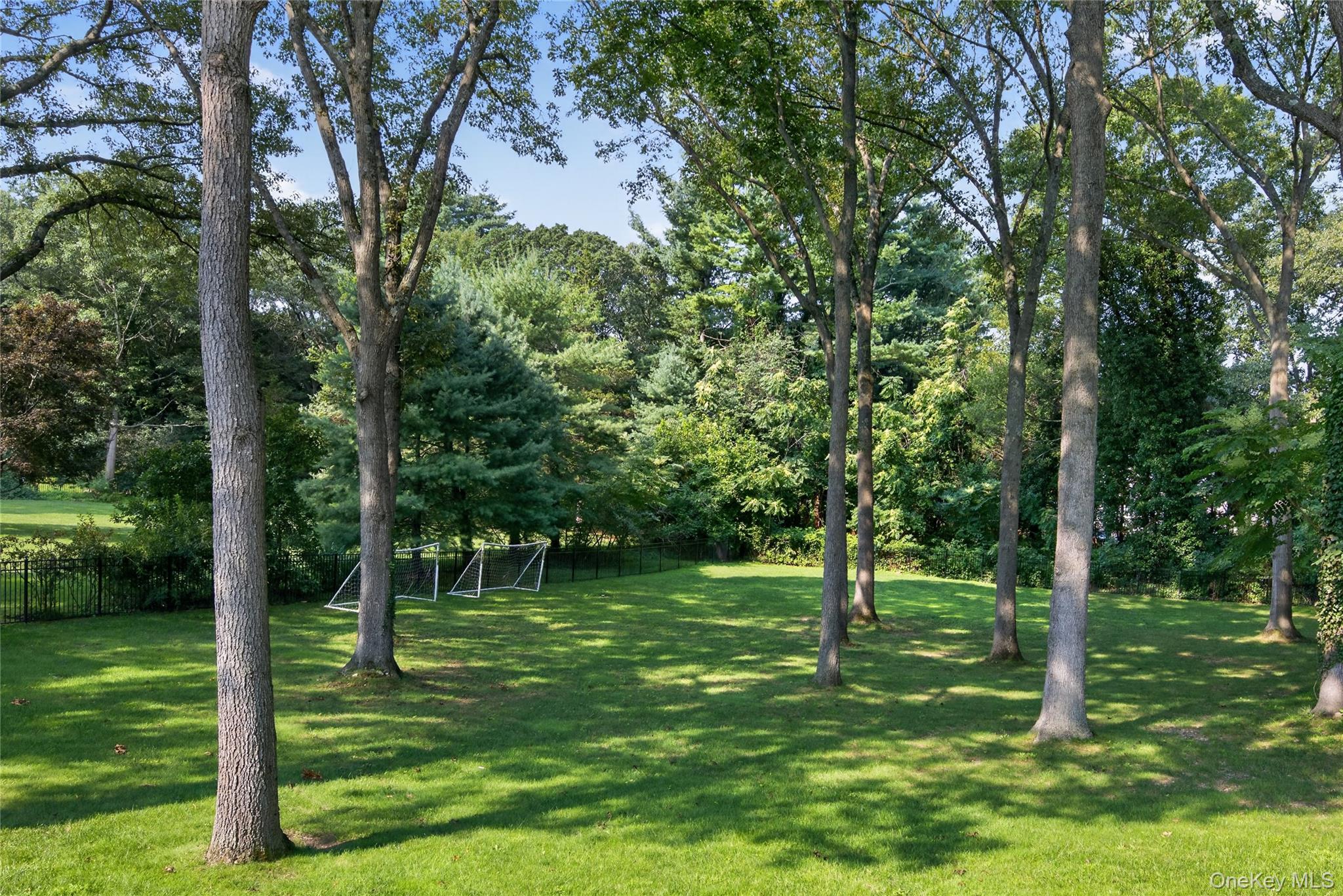15 Thorman Lane – For Sale photo 35