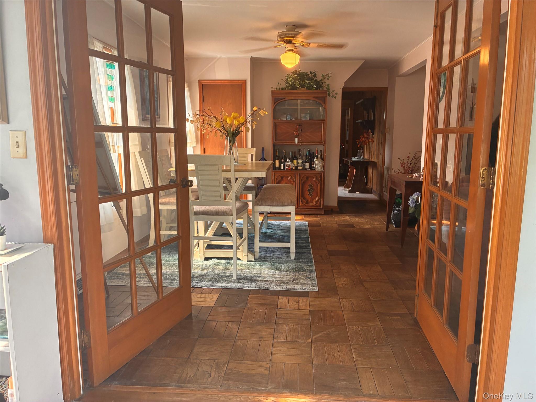 305 Bayville Avenue – For Sale photo 5