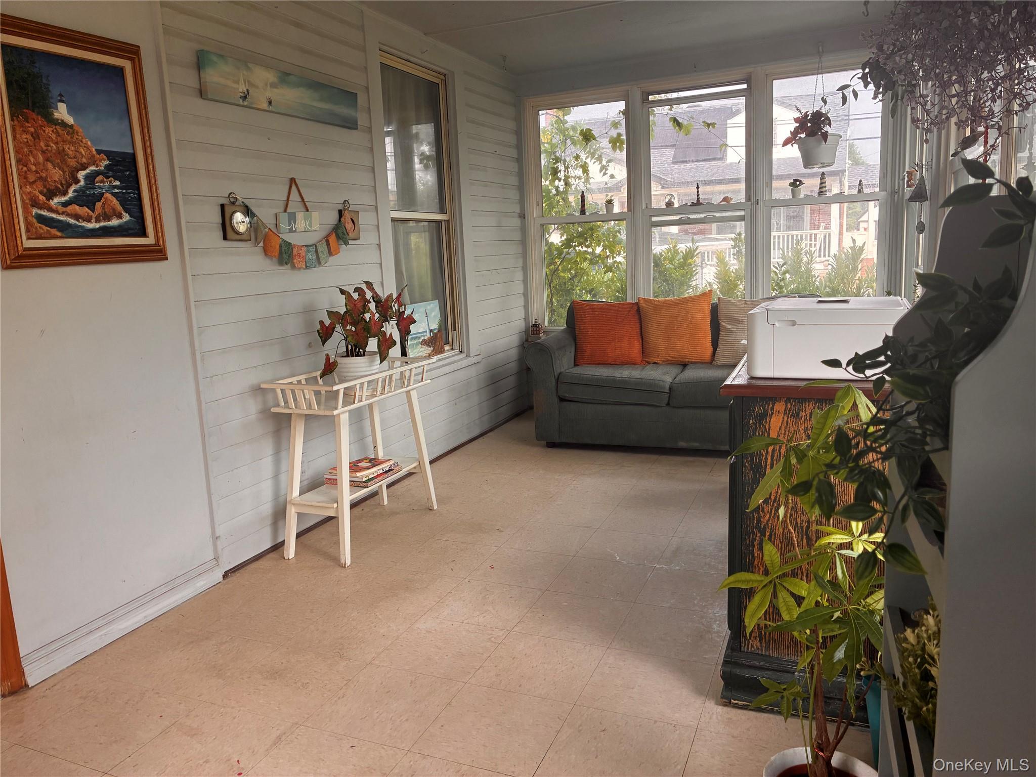305 Bayville Avenue – For Sale photo 2