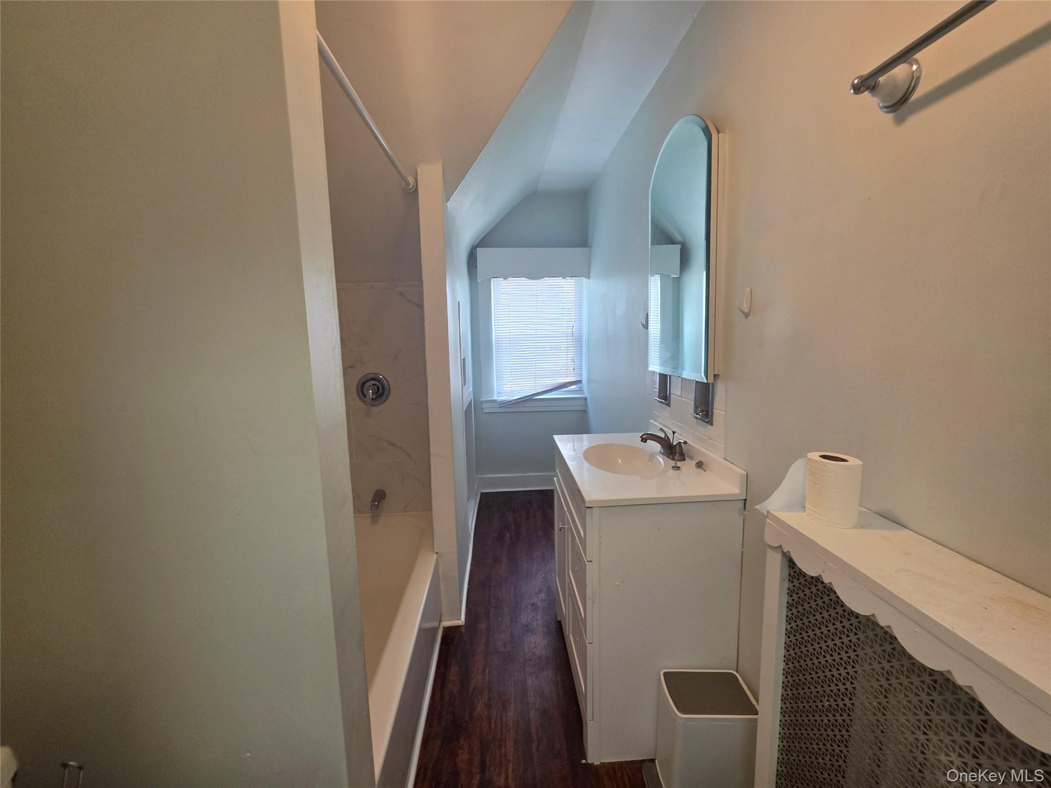 81 Waring Place, Unit 3 photo 14