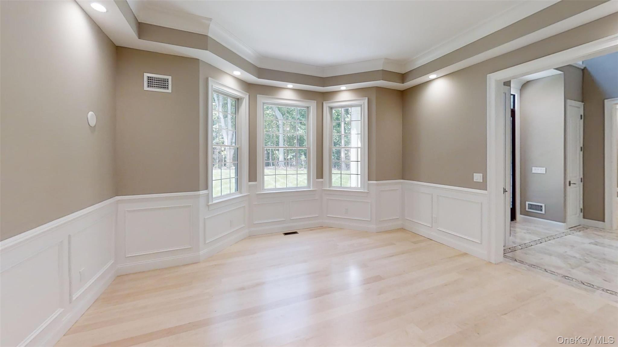 550 Moriches Road – For Sale photo 9