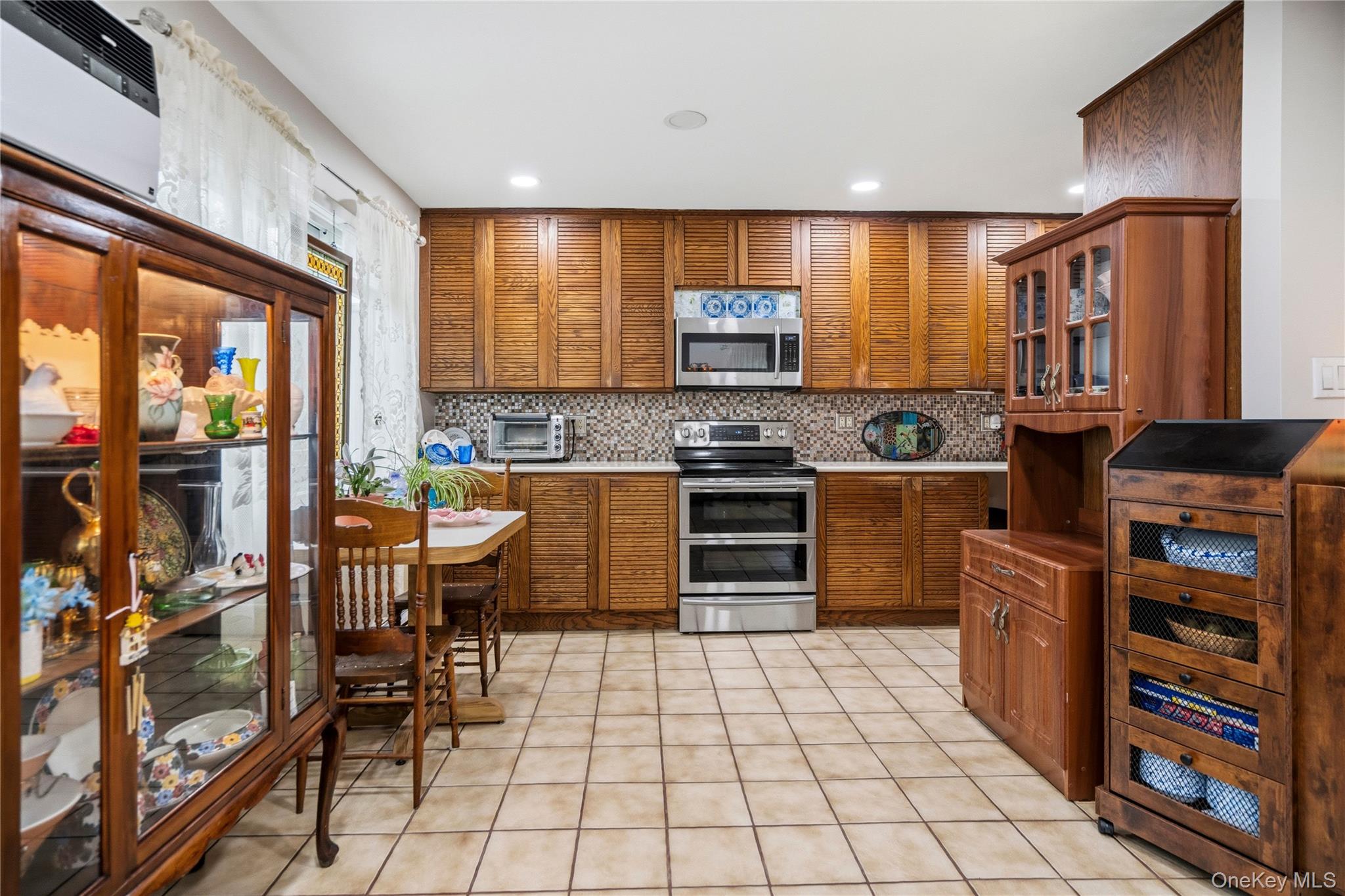 411 8th Street – For Sale photo 12