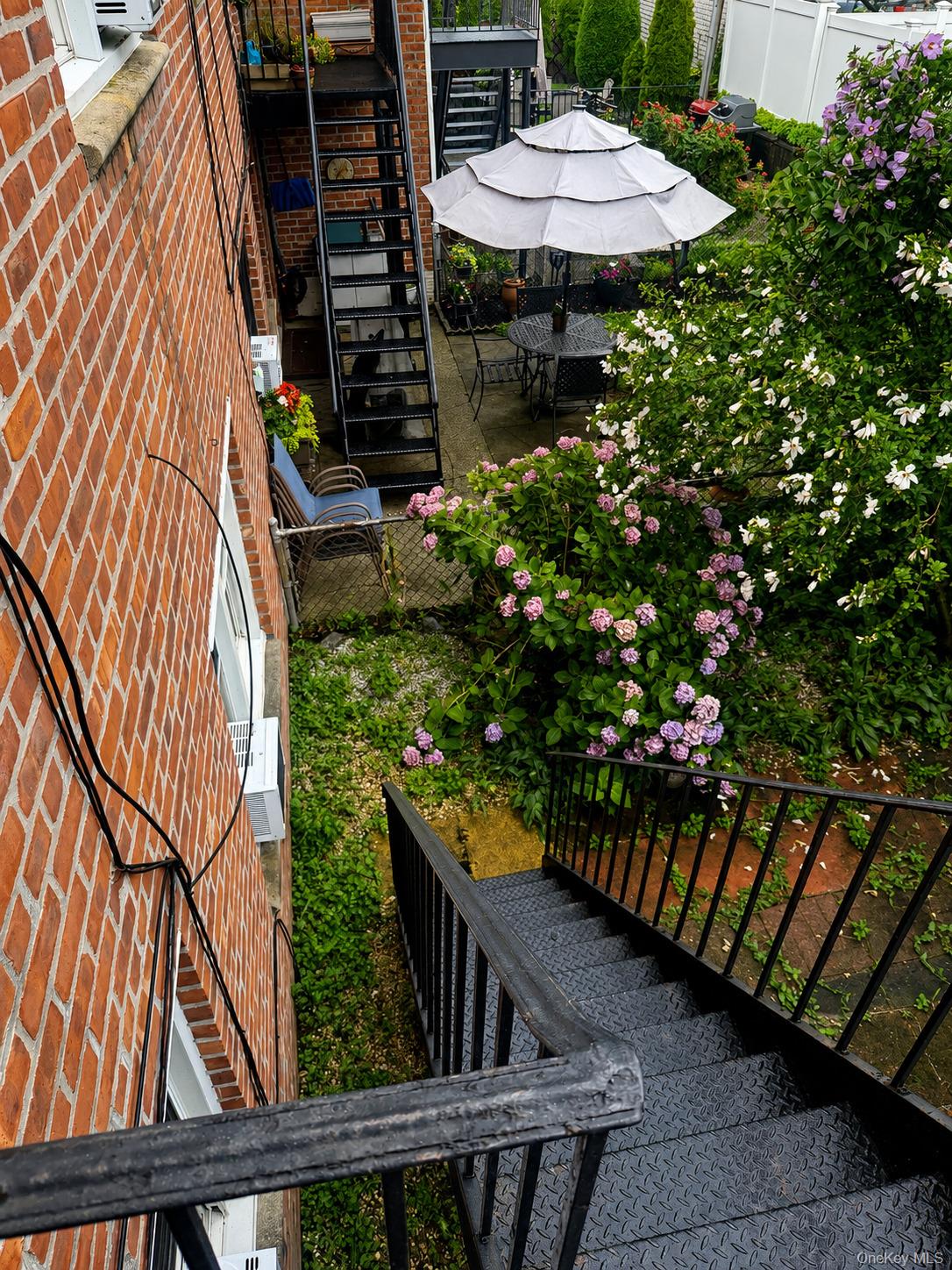 69-25 59th Drive – For Sale photo 6