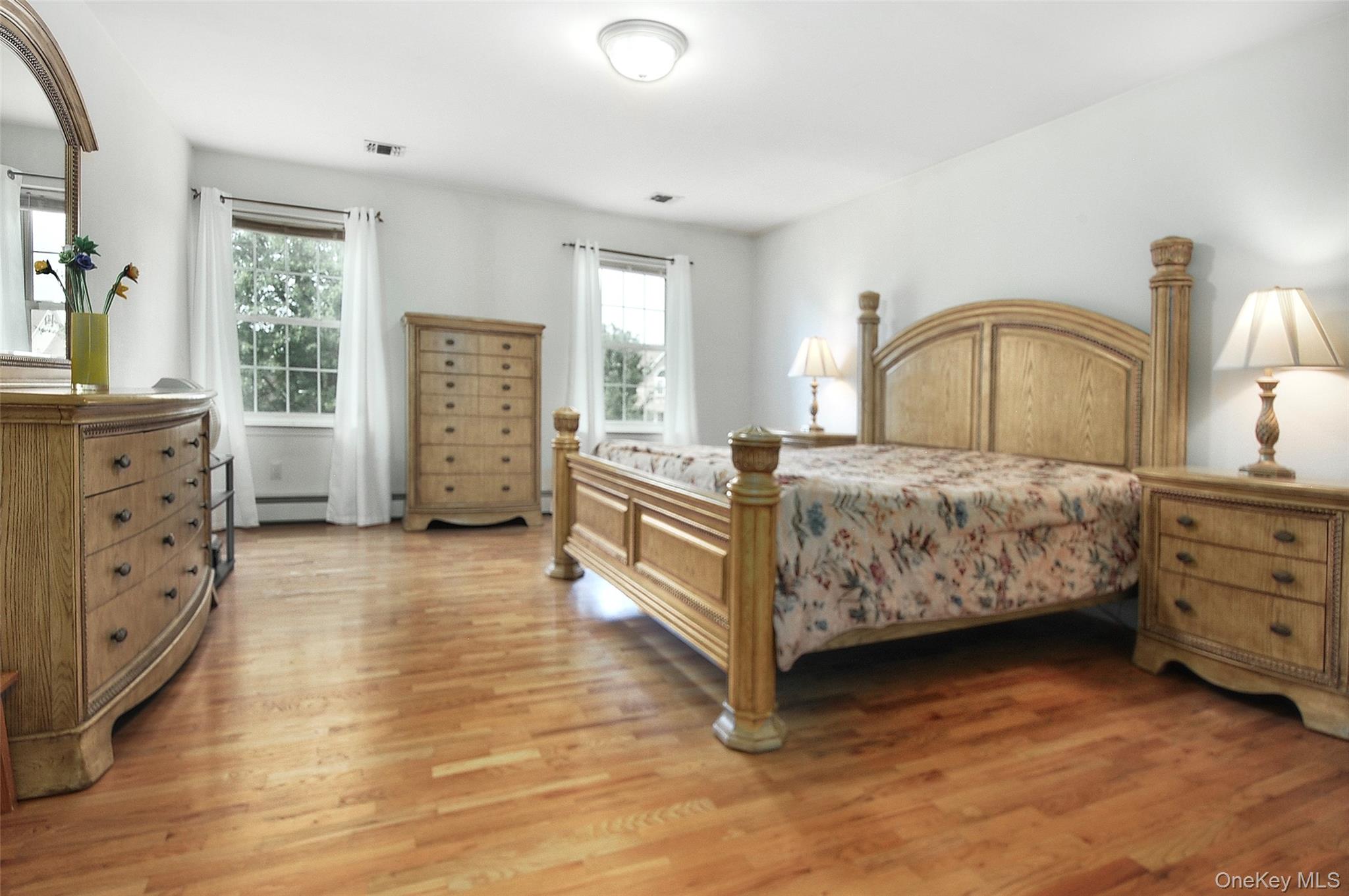 7 Frances Lane – For Sale photo 28