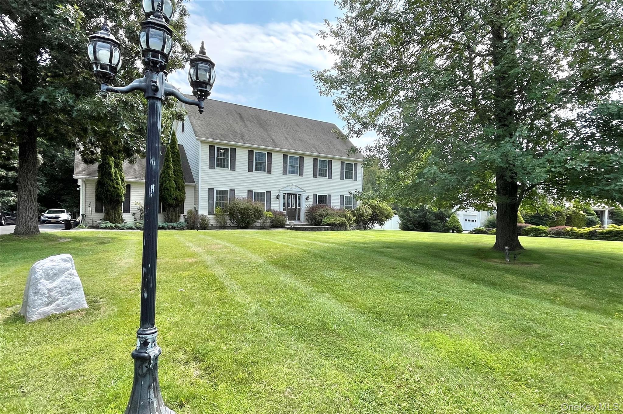 7 Frances Lane – For Sale photo 42