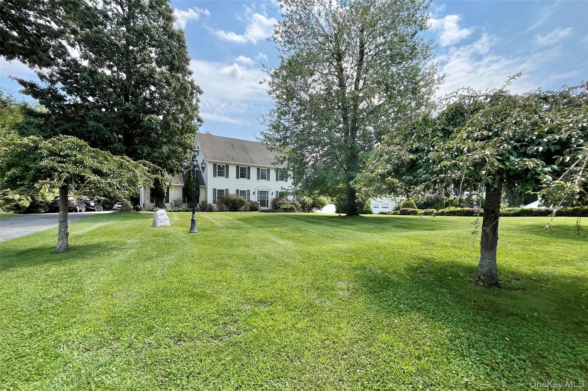 7 Frances Lane – For Sale photo 43