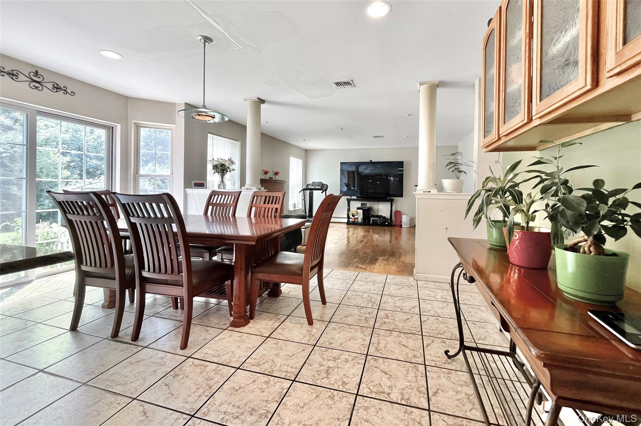 7 Frances Lane – For Sale photo 17