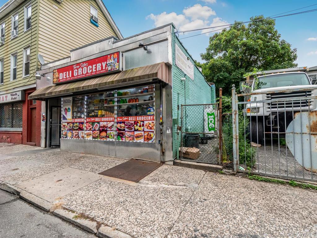 26 W Third Street – For Sale photo 15