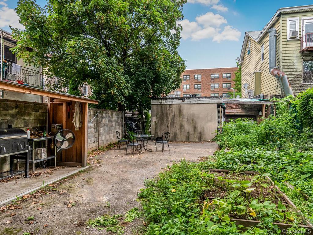 26 W Third Street – For Sale photo 17