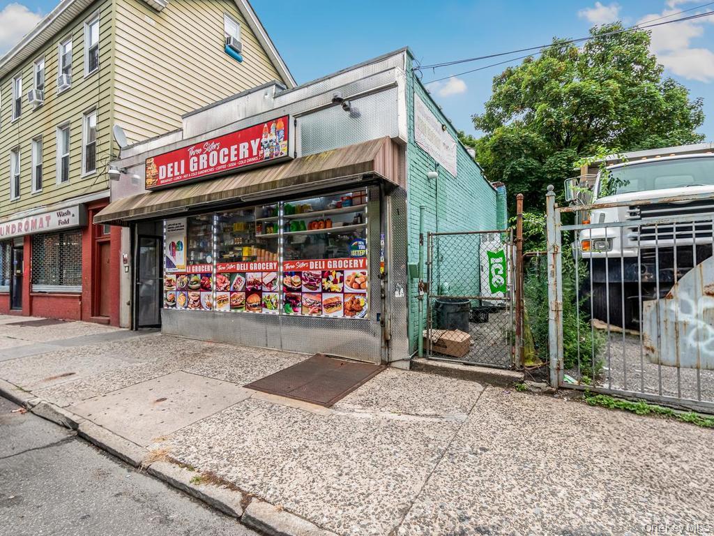26 W Third Street – For Sale photo 20