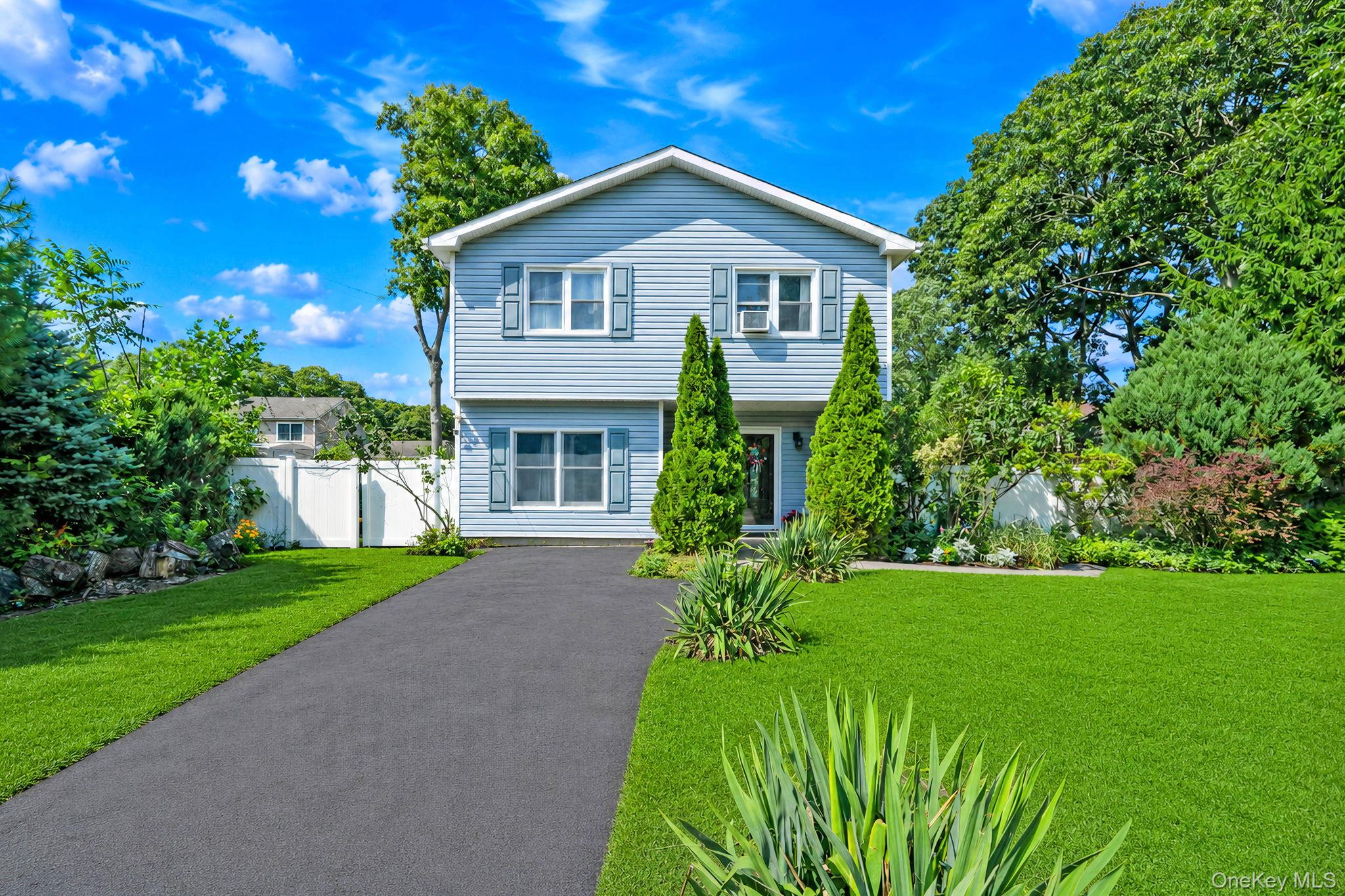 37 Main Avenue – For Sale
