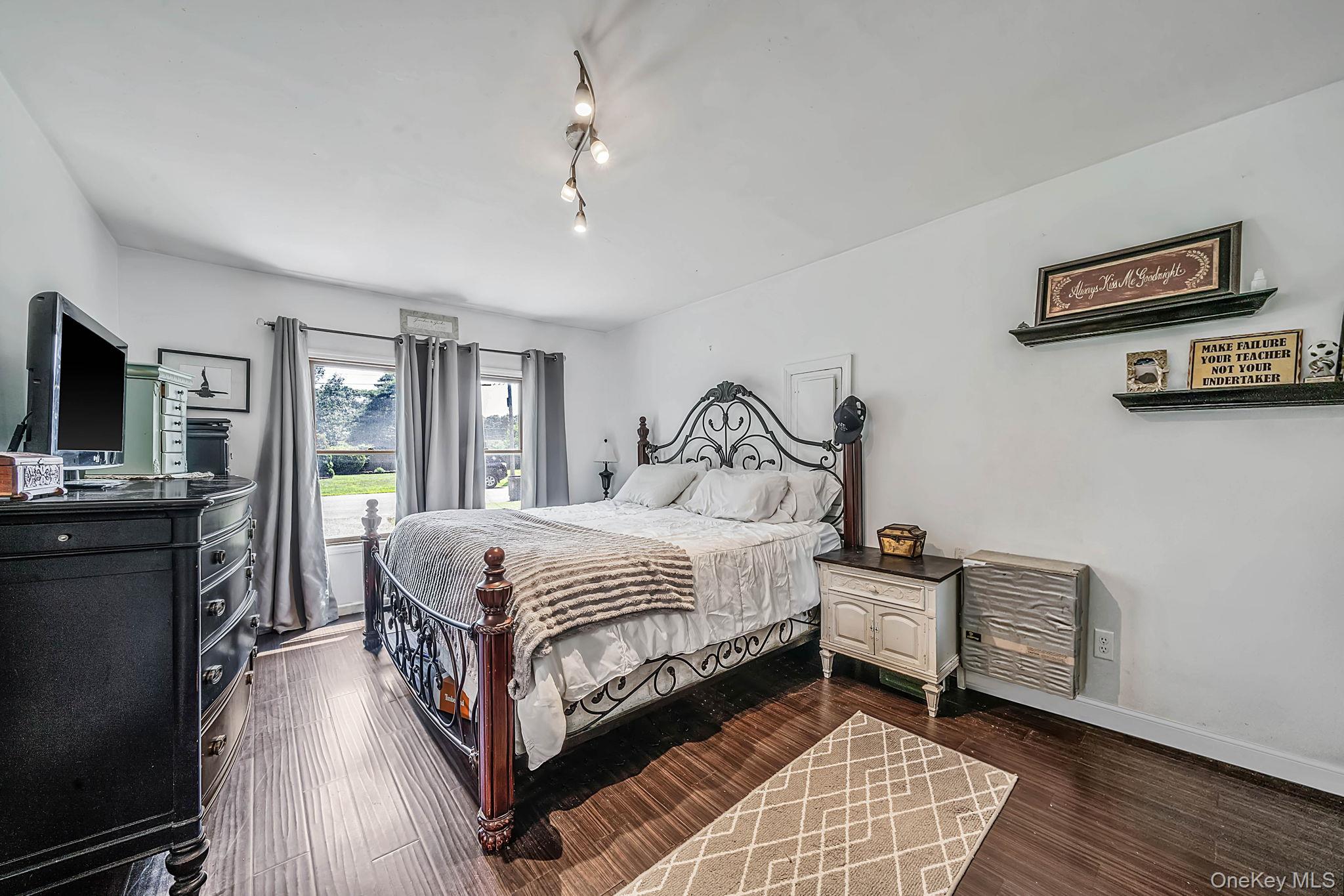 37 Main Avenue – For Sale photo 10