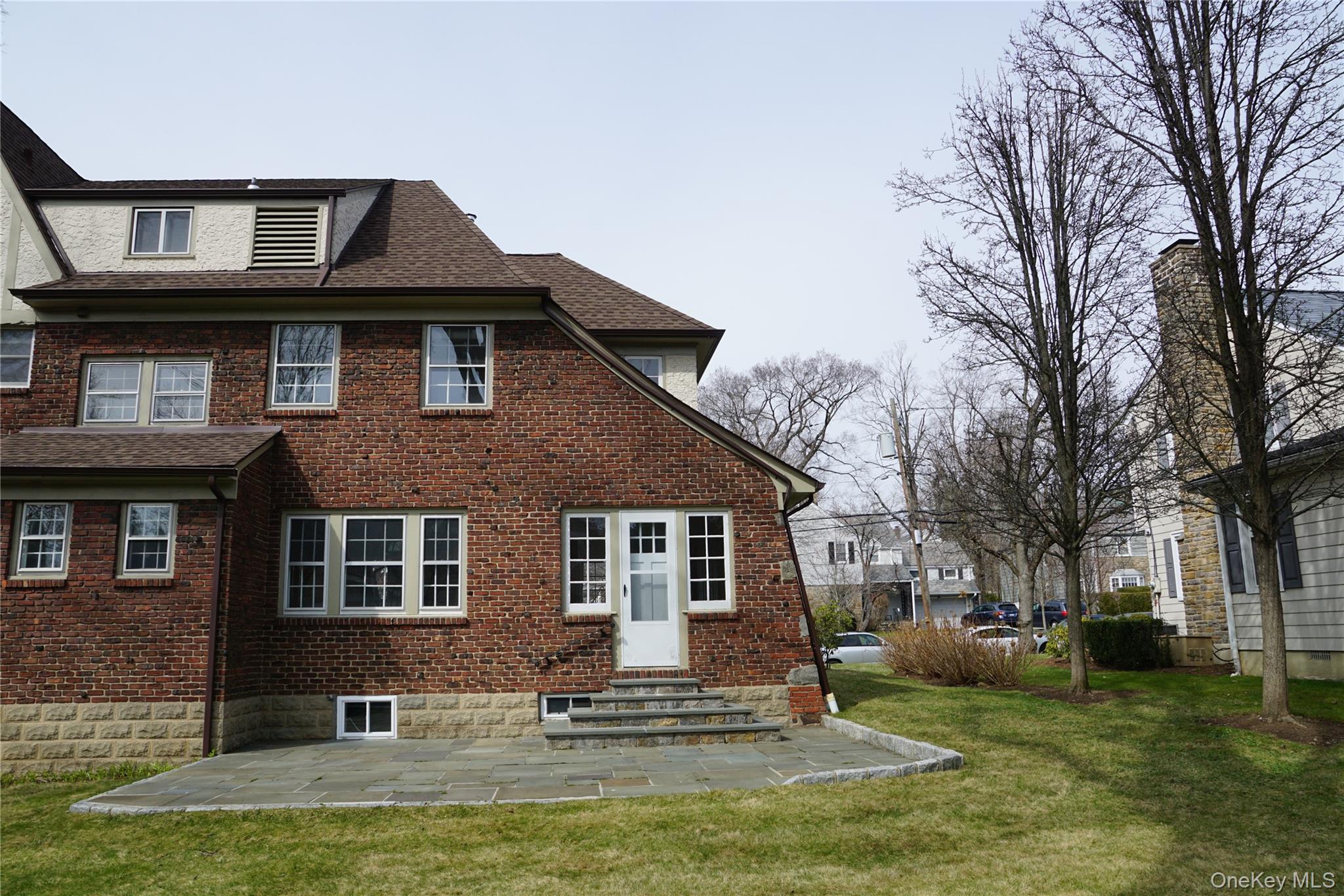 16 Bon Air Avenue – For Rent photo 4