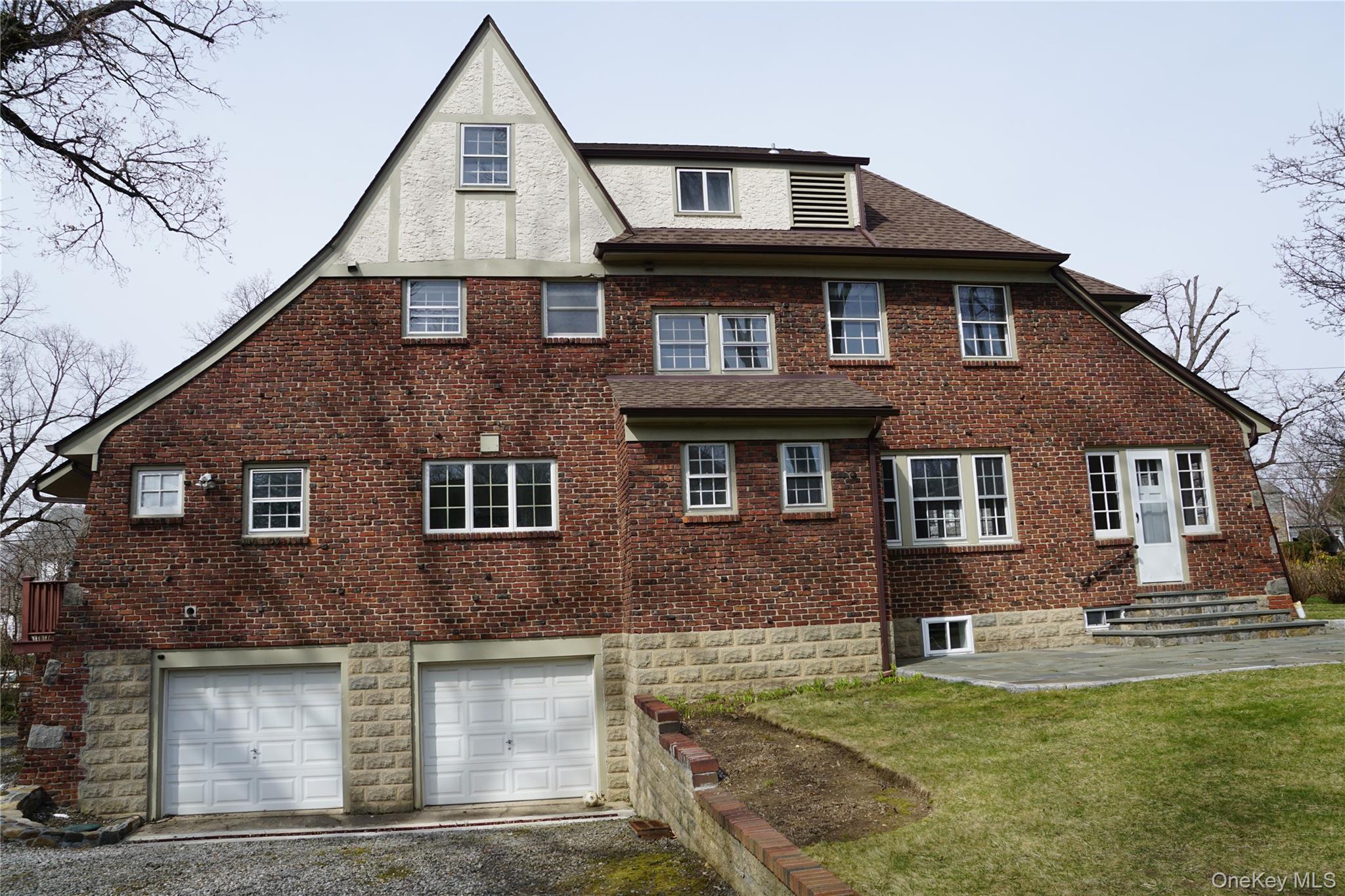 16 Bon Air Avenue – For Rent photo 3