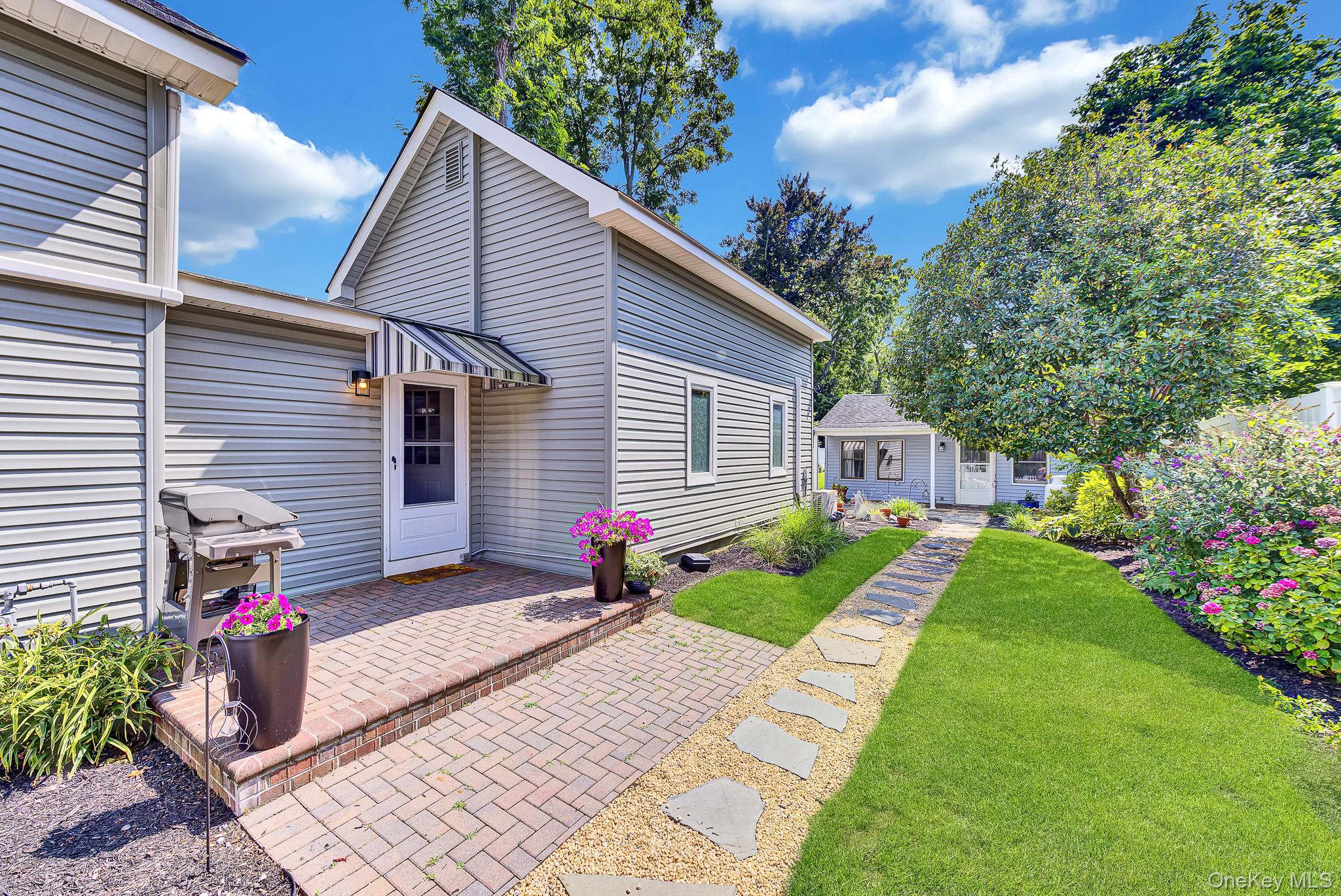 1116 Montauk Highway – For Sale photo 3
