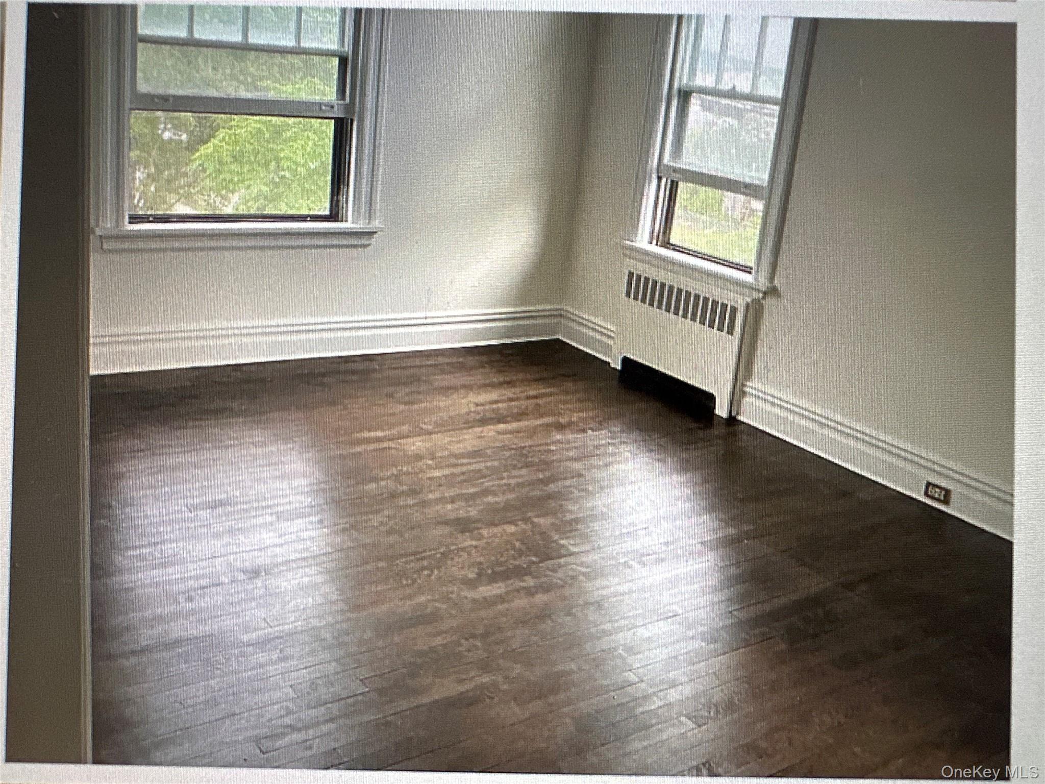 42 Vernon Avenue, Unit 2 photo 4