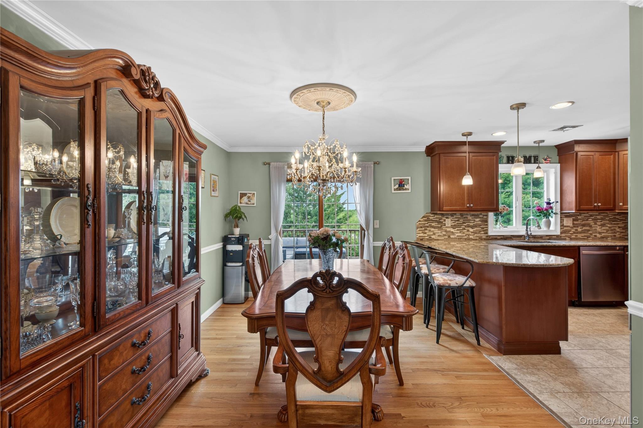5 Columbia Circle – For Sale photo 5