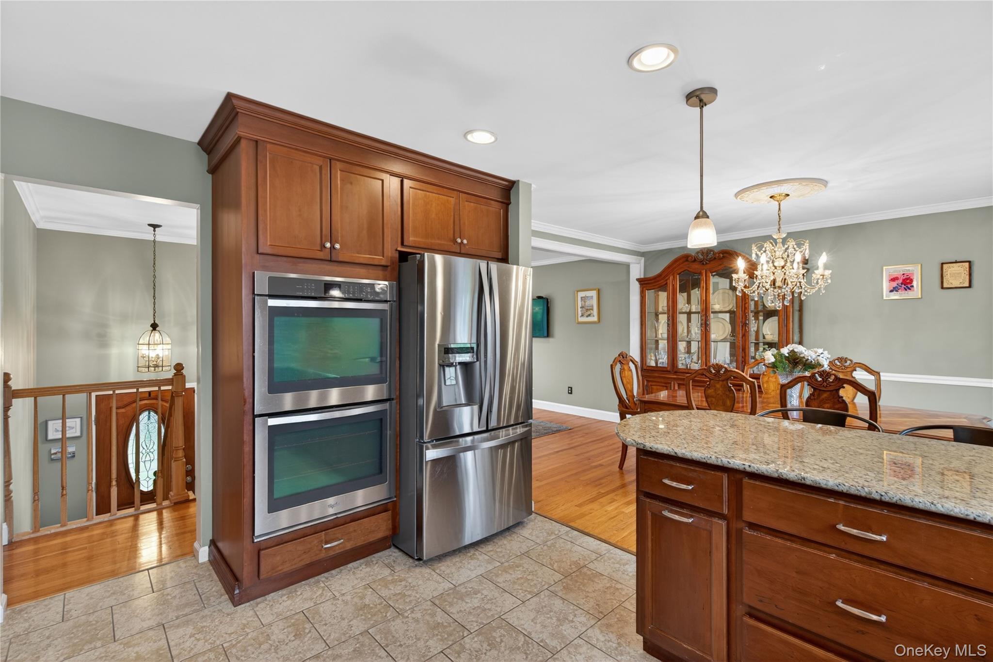 5 Columbia Circle – For Sale photo 9