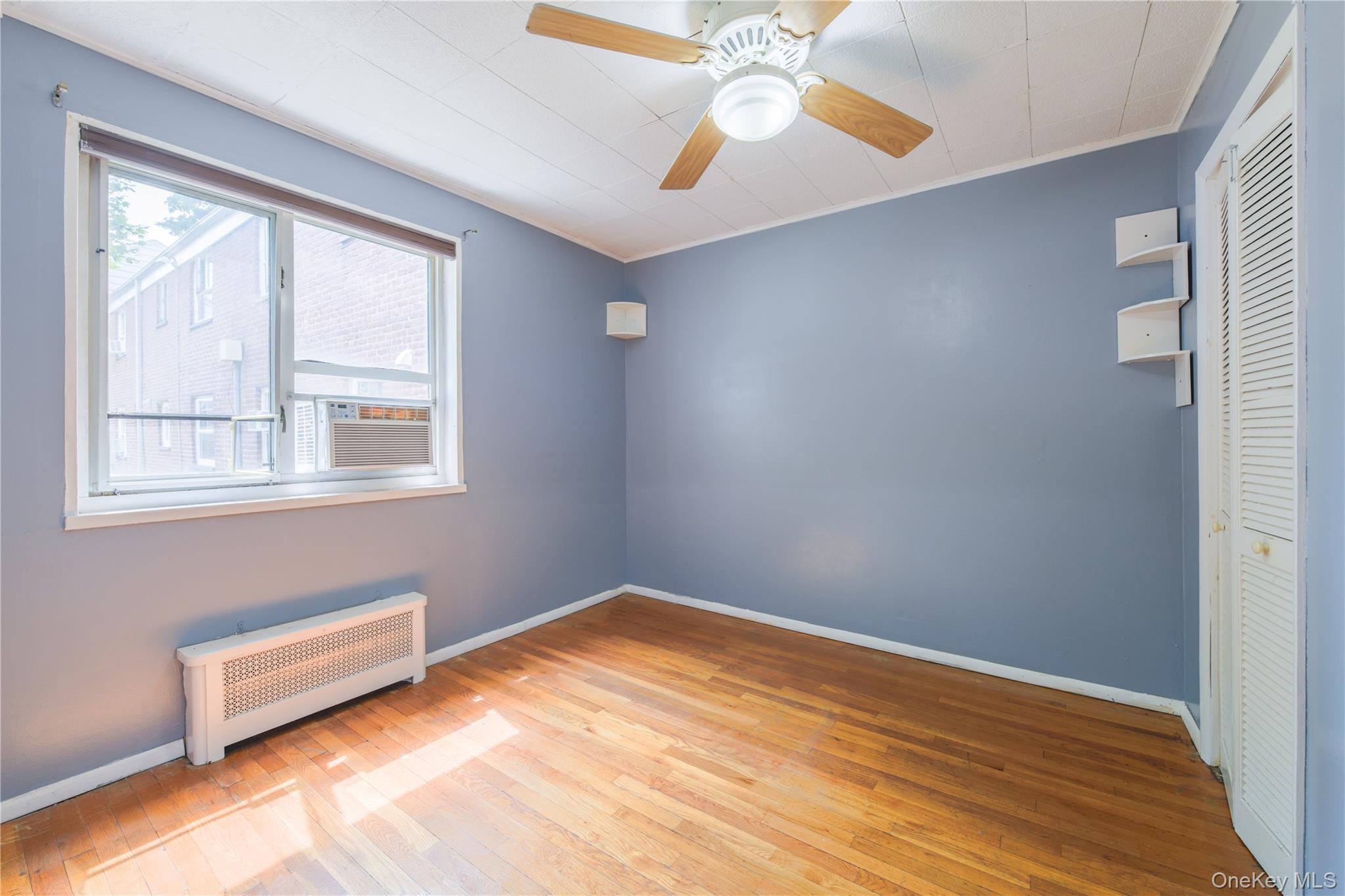 225-35 88 Avenue, Unit 42-9 photo 13