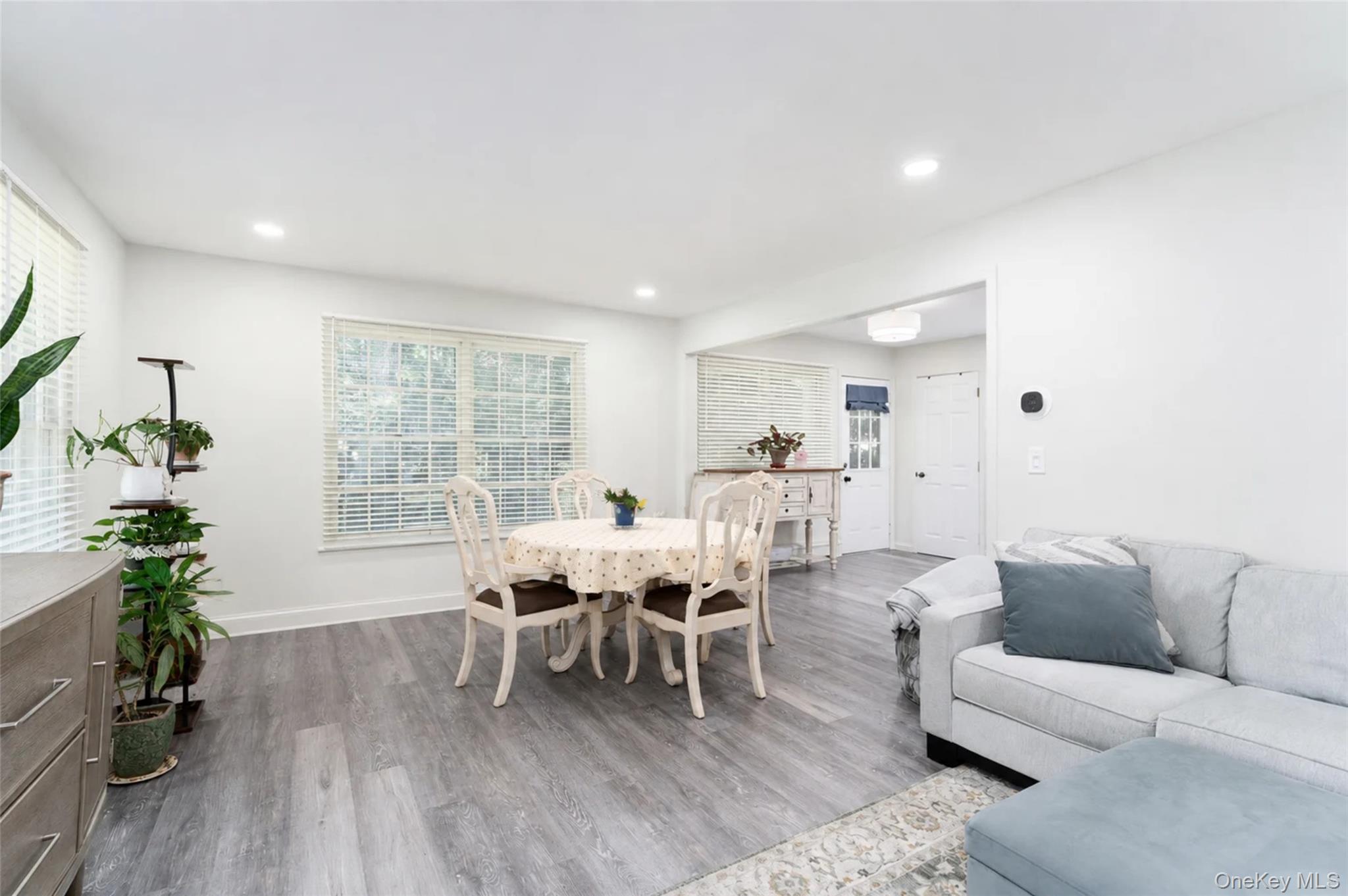 6 Davids Way – For Sale photo 38