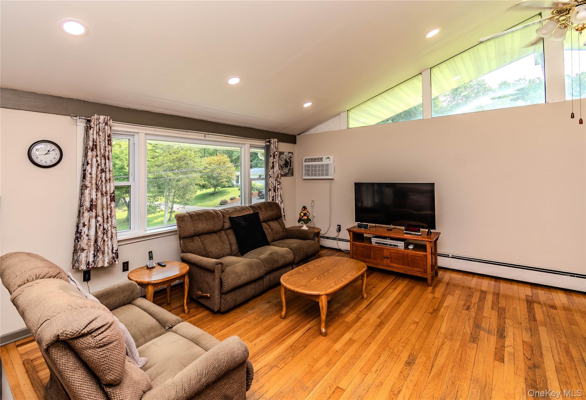 68 Parkcrest Drive – For Sale photo 5